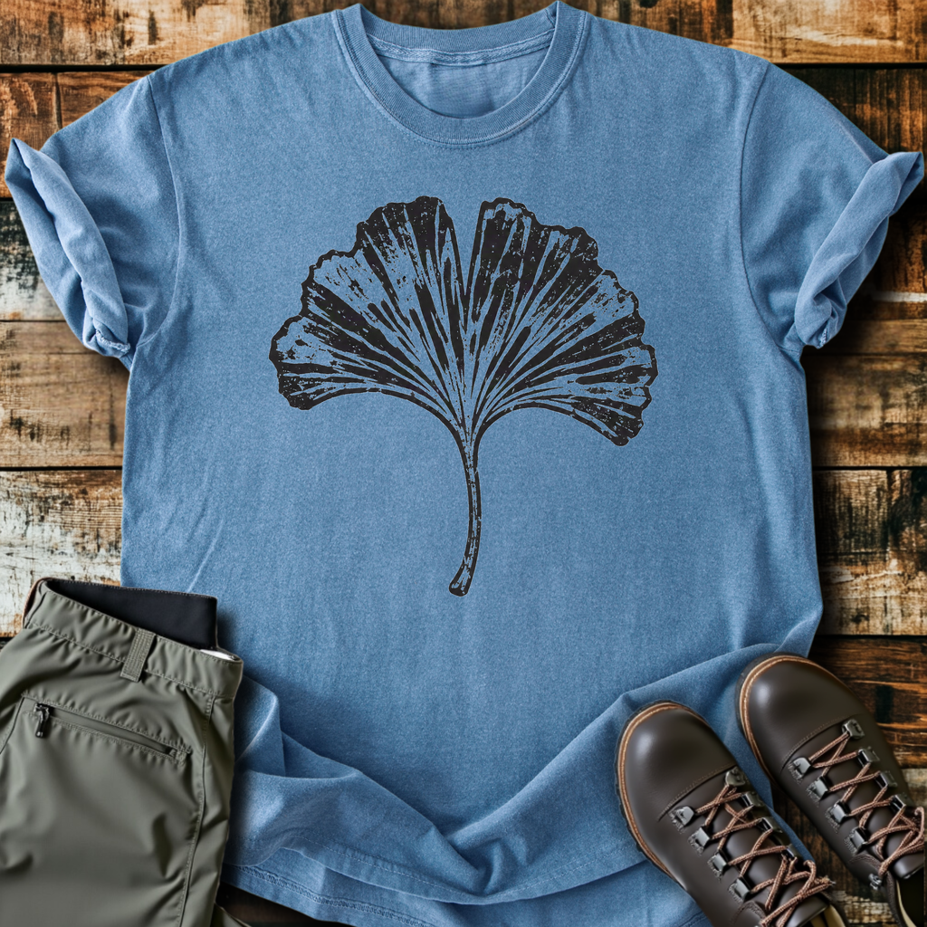 Ginkgo Leaf Print T-Shirt product image 3